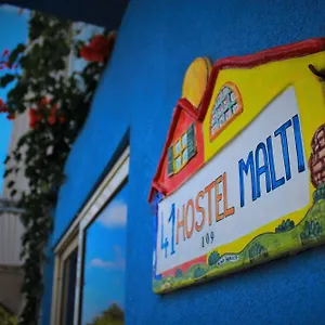 Hostal Malti Budget San Julián